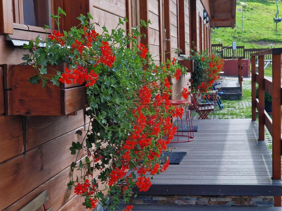 Sport-Hotel Sibenicni Vrch Mnichovice المظهر الخارجي الصورة