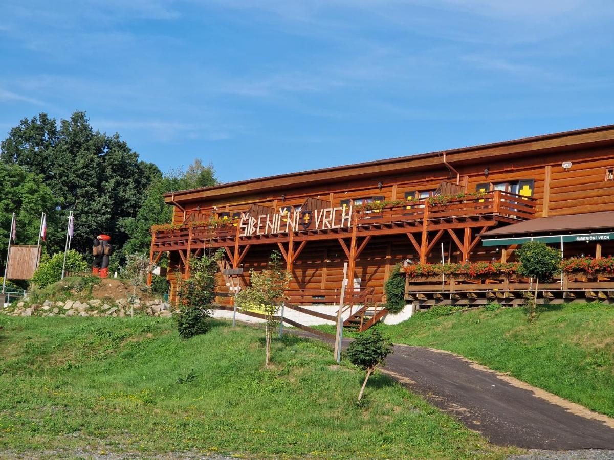 Sport-Hotel Sibenicni Vrch Mnichovice المظهر الخارجي الصورة