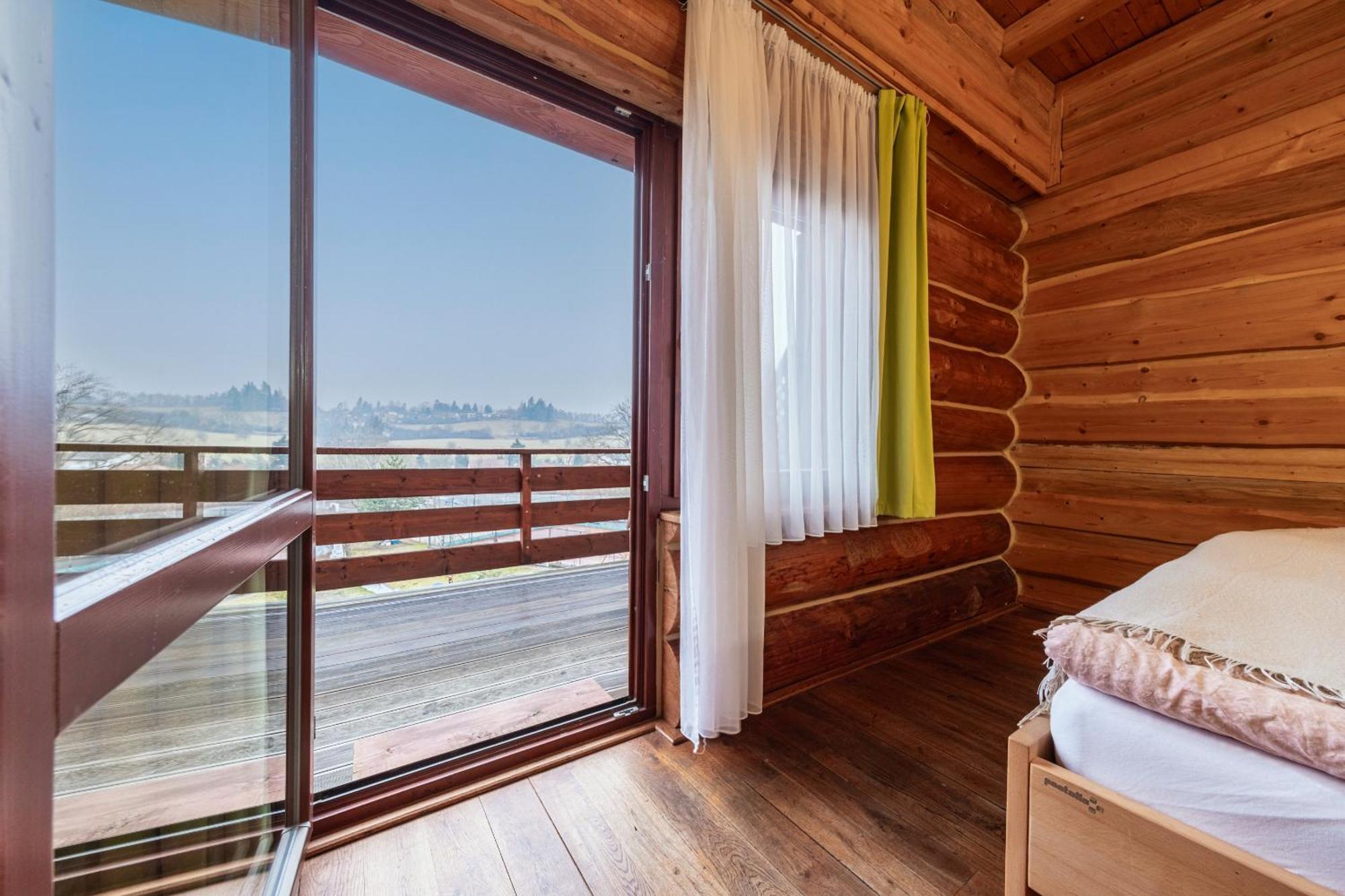 Sport-Hotel Sibenicni Vrch Mnichovice المظهر الخارجي الصورة
