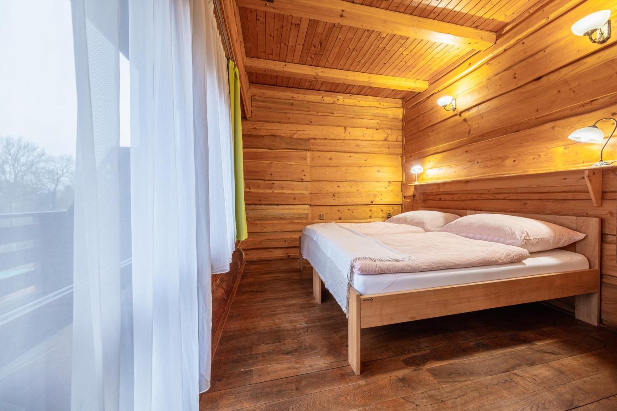 Sport-Hotel Sibenicni Vrch Mnichovice المظهر الخارجي الصورة