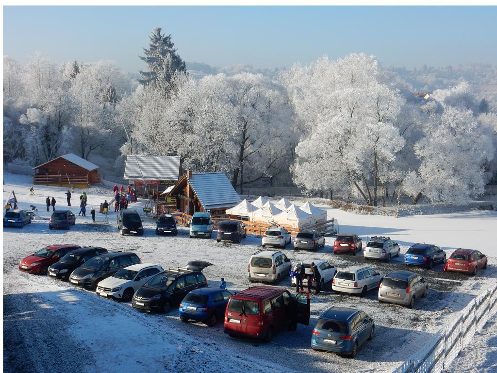 Sport-Hotel Sibenicni Vrch Mnichovice المظهر الخارجي الصورة
