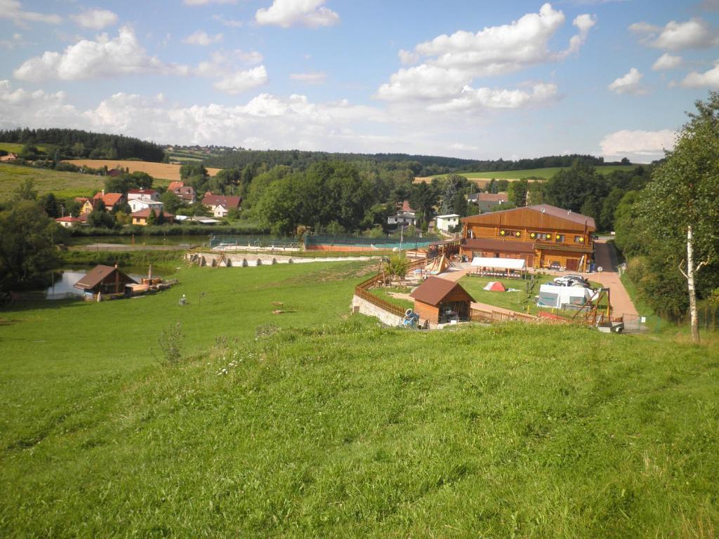 Sport-Hotel Sibenicni Vrch Mnichovice المظهر الخارجي الصورة
